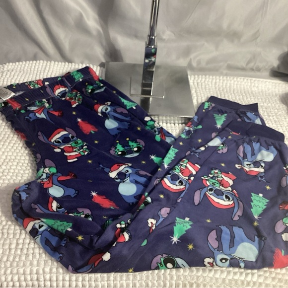 Disney Stitch & Scrump Christmas Long Sleeve Pajama Set Women’s Size L EUC - Picture 7 of 10